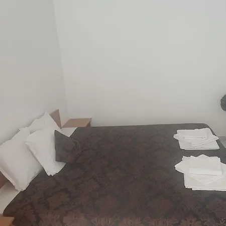 Апартаменты Adonai *