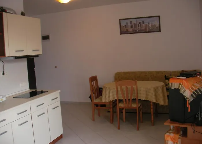Adonai Apartamento Nesebar